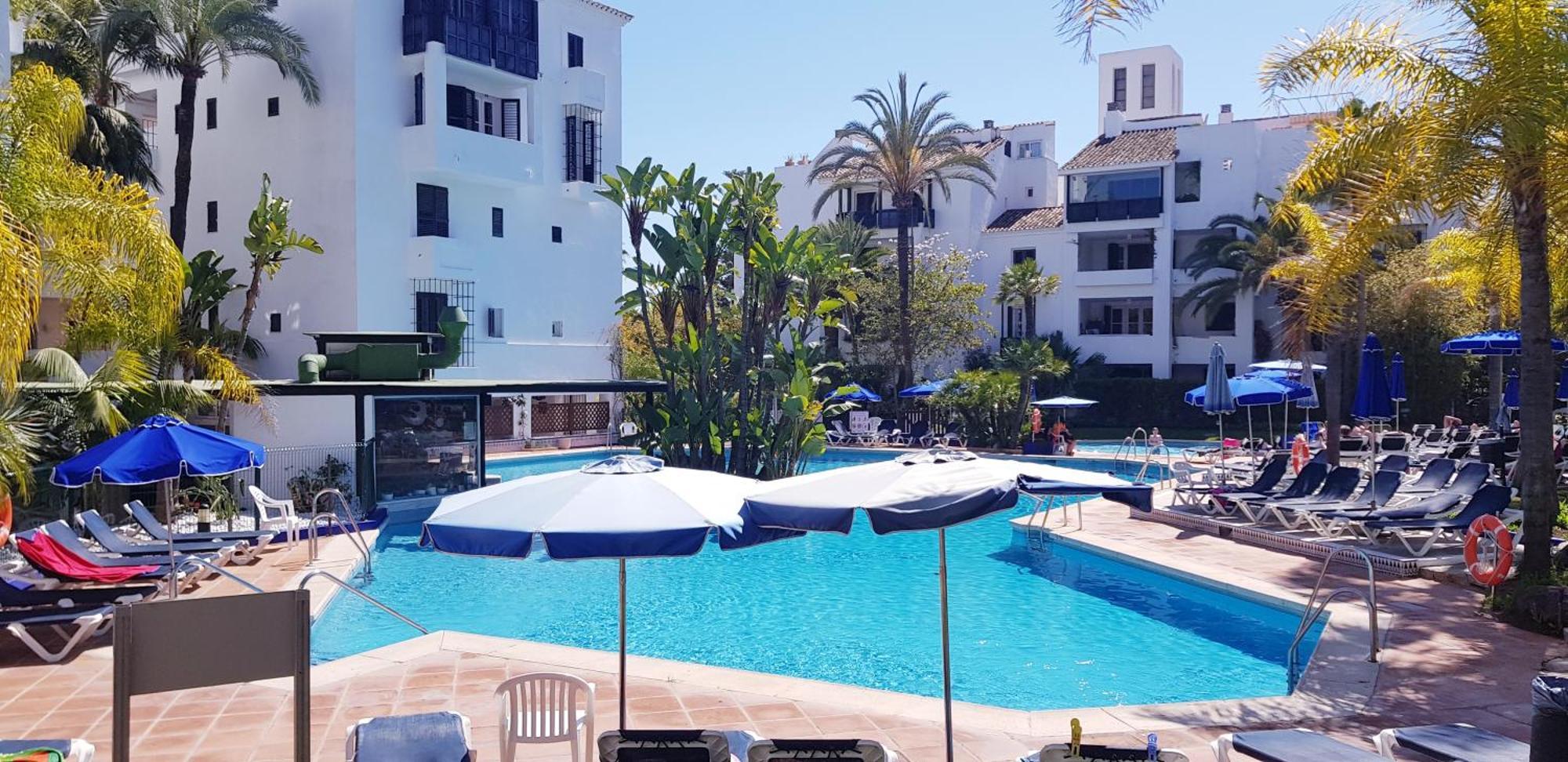 Penthouse In Jardines De Las Golondrinas Apartment Marbella